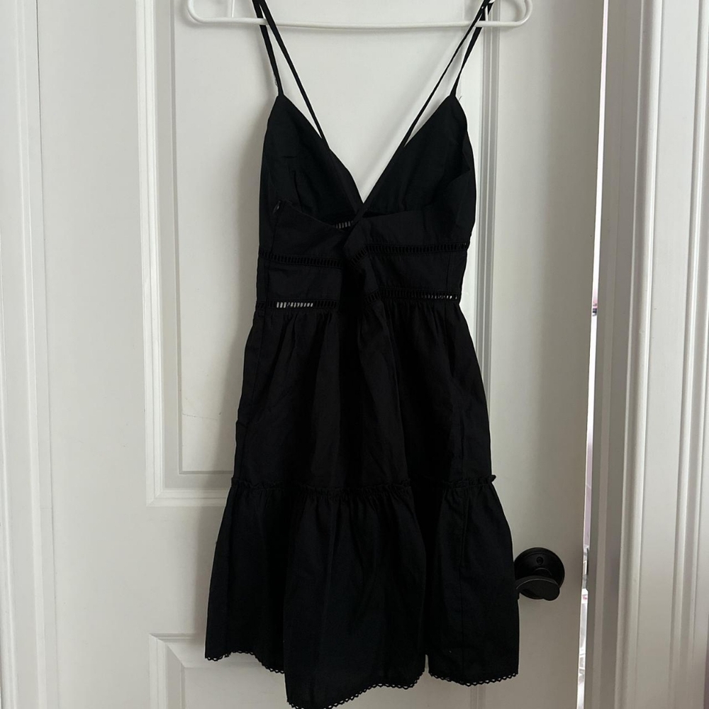 Elegant Black Mini Dress with Straps